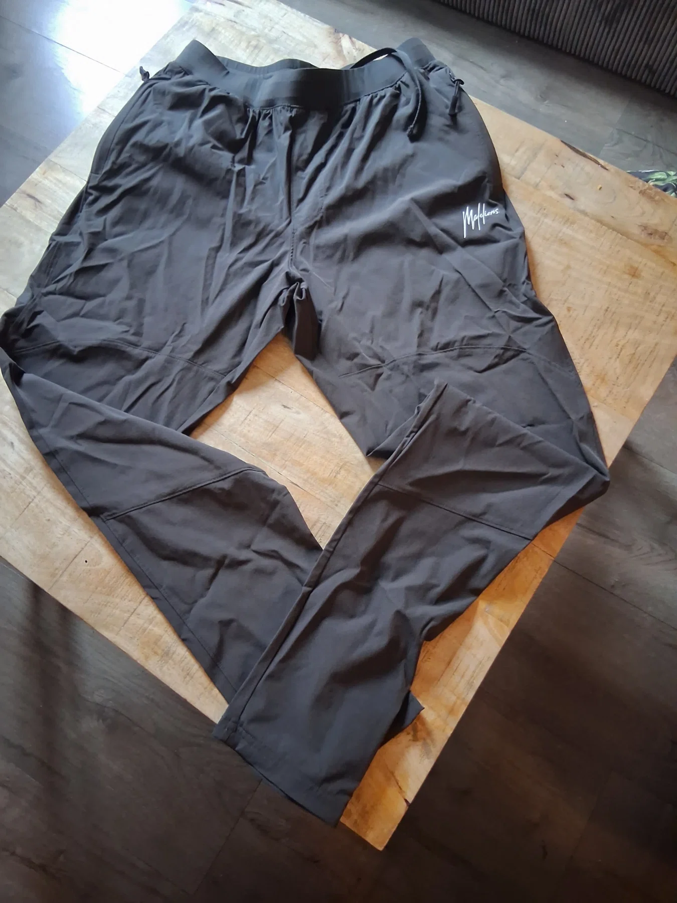 Adidas/Mallelions