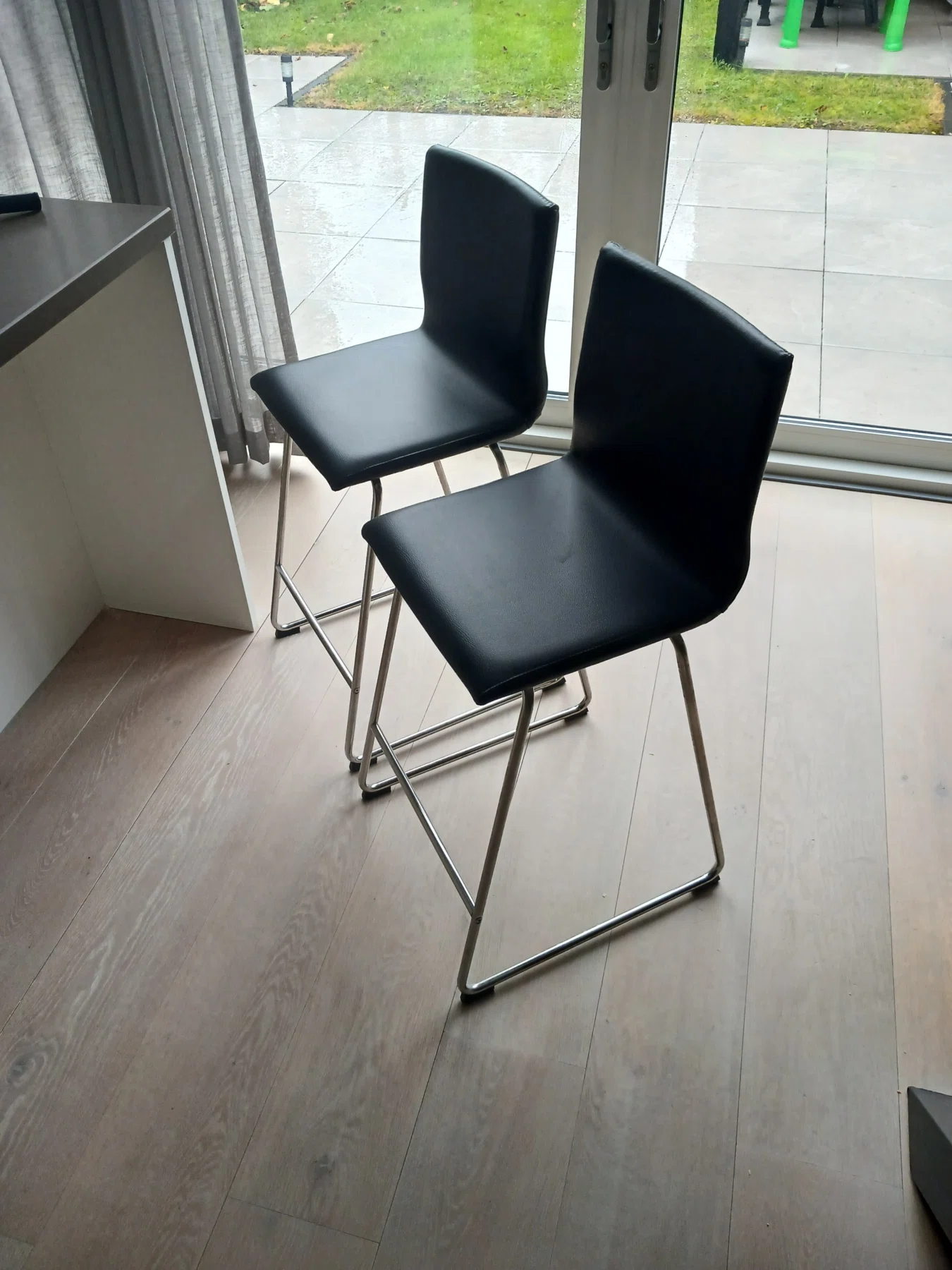 Bar kruk/stoelen zo goed als nieuw!
