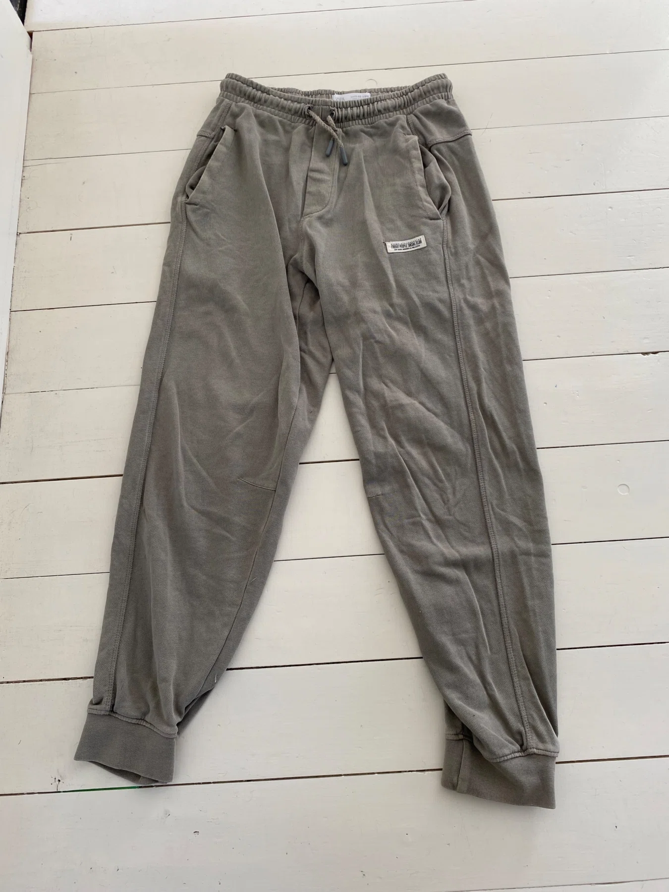 Grijze joggingbroek Te koop